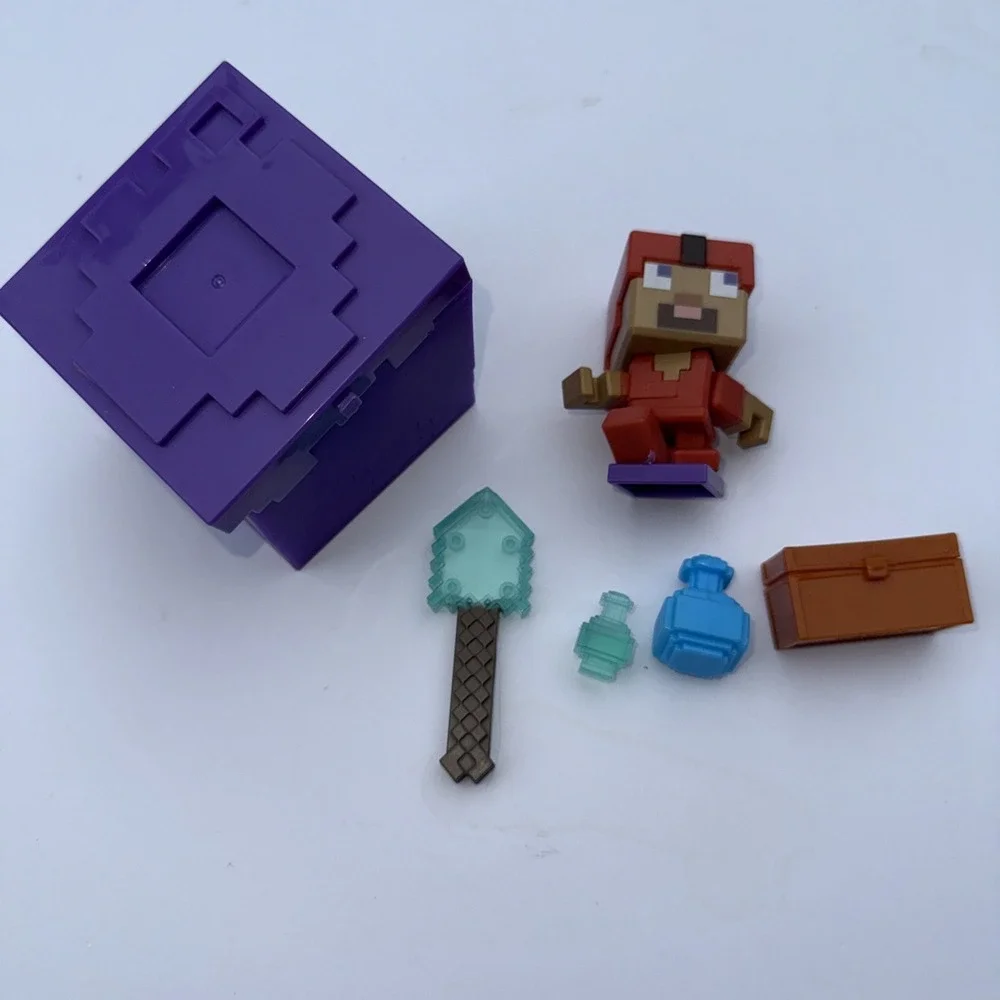 TREASURE X MINECRAFT Overworld Mine & Craft Character -‎ Mini Action Figure